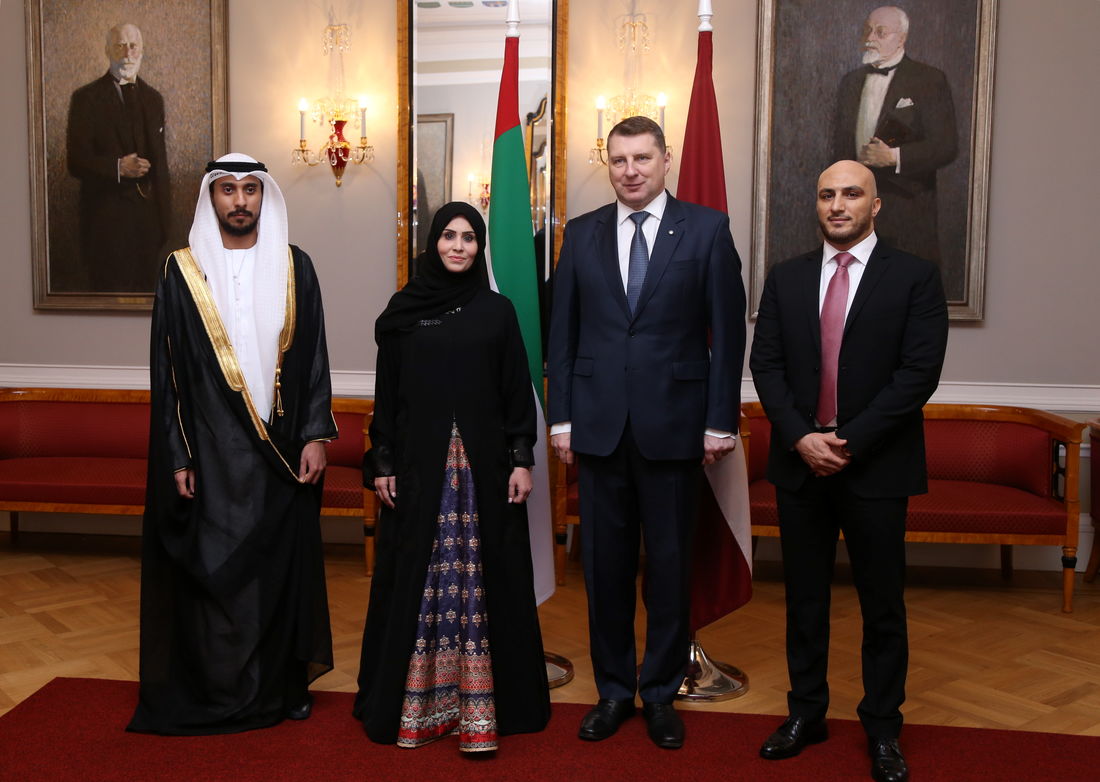 Посол ОАЭ Ханана Халфана Обайда Али аль-Мадани в Латвии