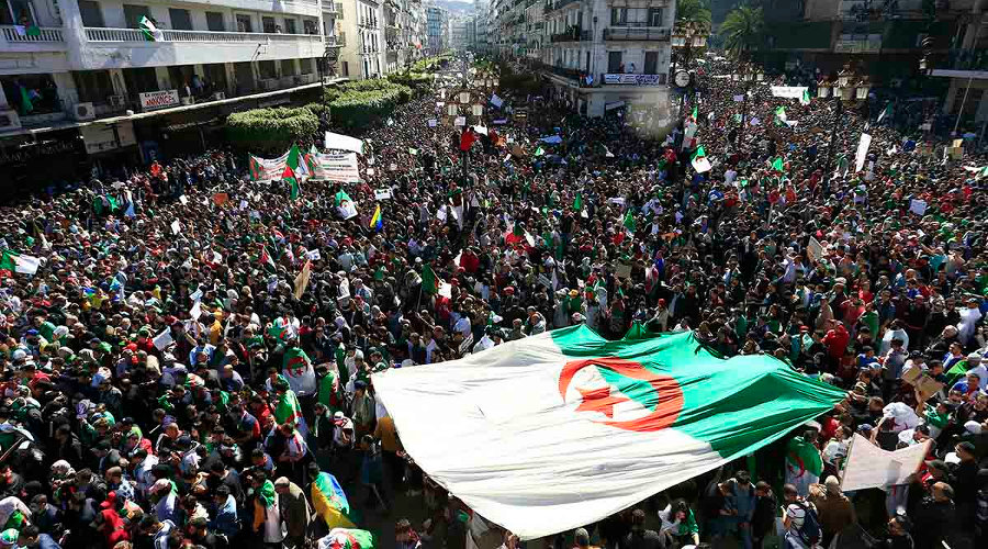Масові протести в Алжирі