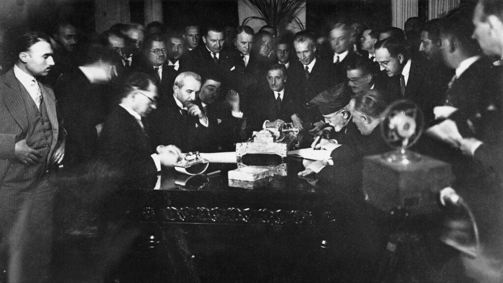 Брехня довжиною в сторіччя — Лозаннський договір