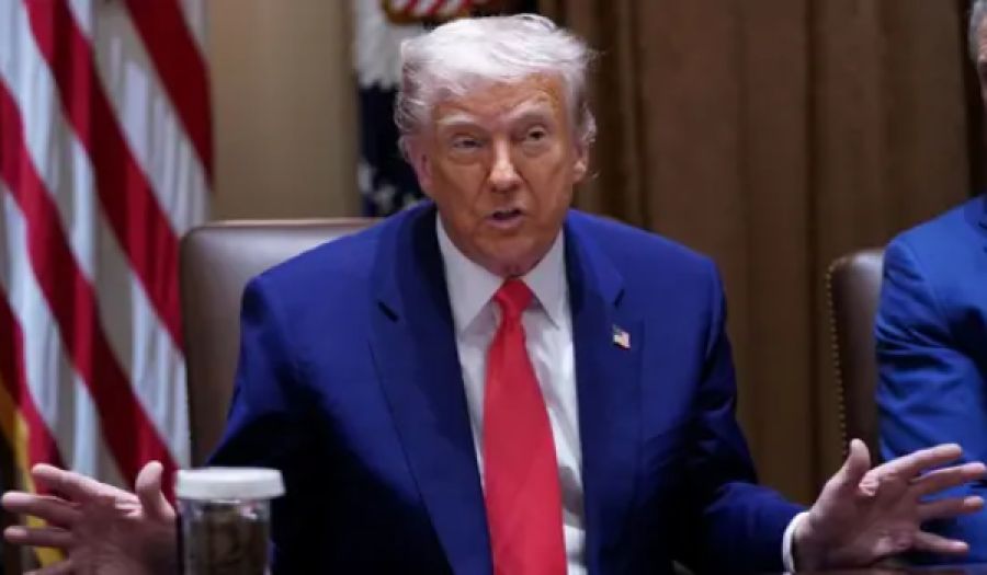 Нападки Трампа на демократов. Бунт против демократии и разоблачение её лживости