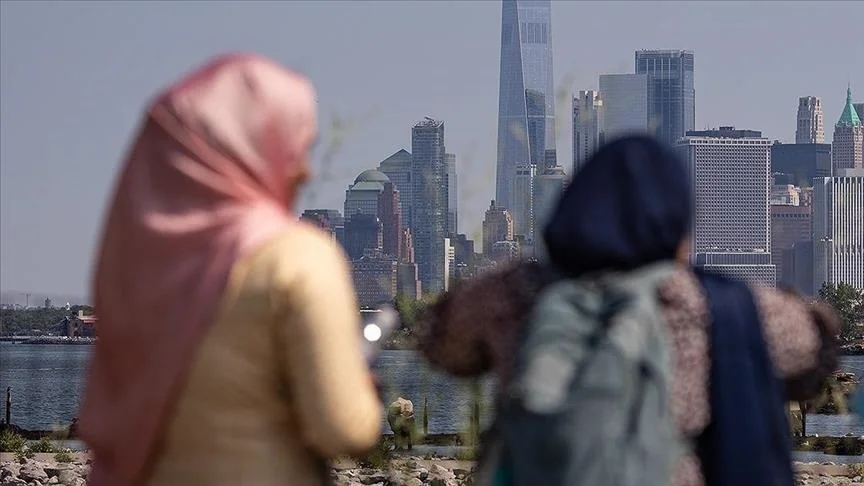 Америка осознаёт больше, чем те, кто смирился с поражением