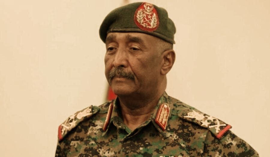 Изменчивость позиции аль-Бурхана — от военной мобилизации к трамповскому миру!