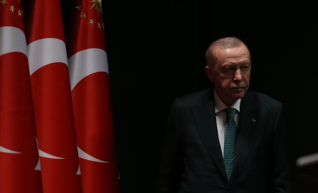 Правители должны осознать, что Америка — всего лишь бумажный тигр!