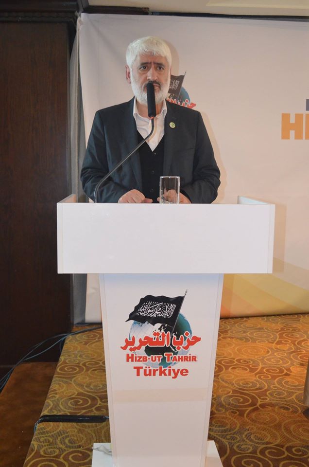 Ахмет Варол, журналіст, письменник. Доповідач з числа гостей.